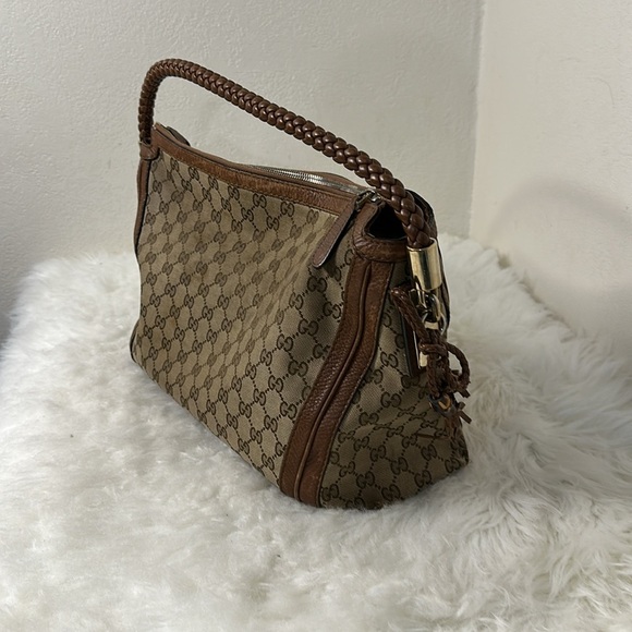 💯Authentic Gucci Hobo Style Handbag🍀 - Picture 6 of 16